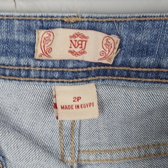 Straight Leg Medium Wash Jeans by NRJ, size 2p - Picture 4 of 6